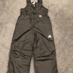 ZeroXposur Black Unisex Snow Suit Size 4/5 Zip Front Suspenders Front Pockets
